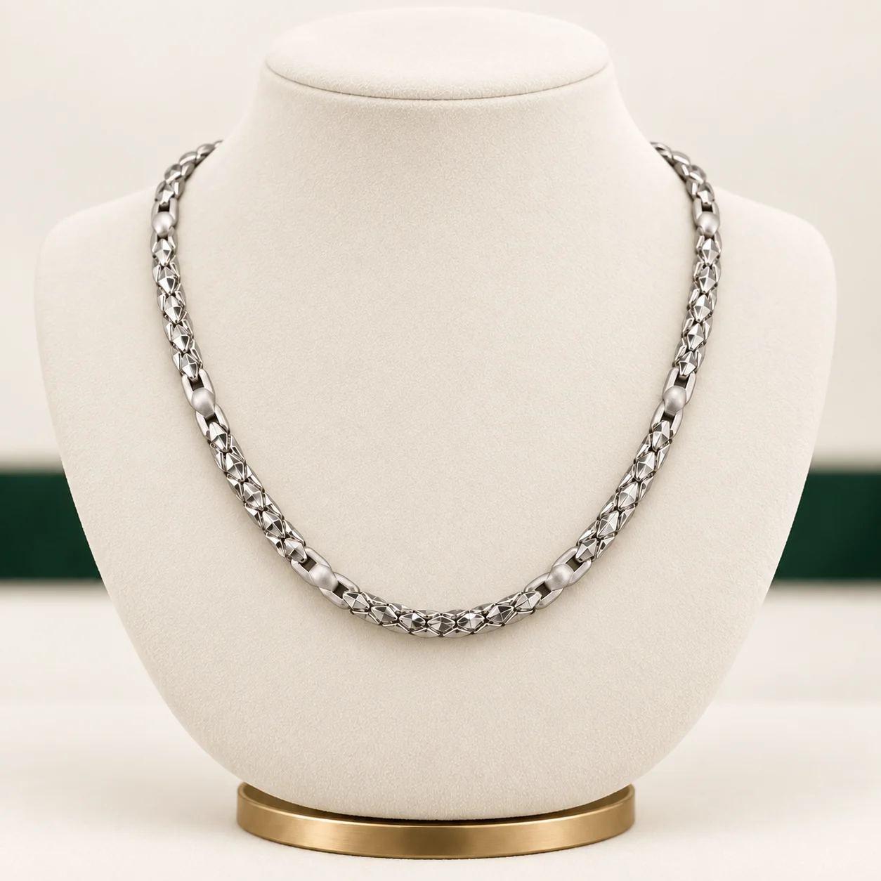 Pointed Interlocking Chain by NoorKara